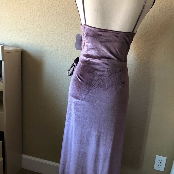 Rokoko Velvet Wrap-around Dress - Picture 5 of 8